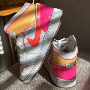 Girls Nike 1 Mid Edge Glow 5.5